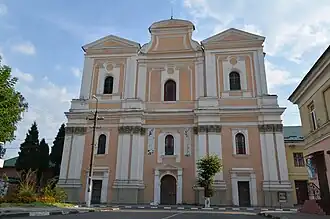 et son église st-Stanislas classée n° 46-109-0002.