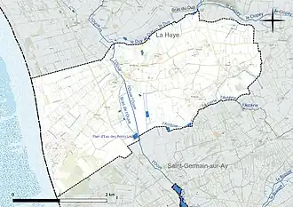 Carte en couleur présentant le réseau hydrographique de la commune