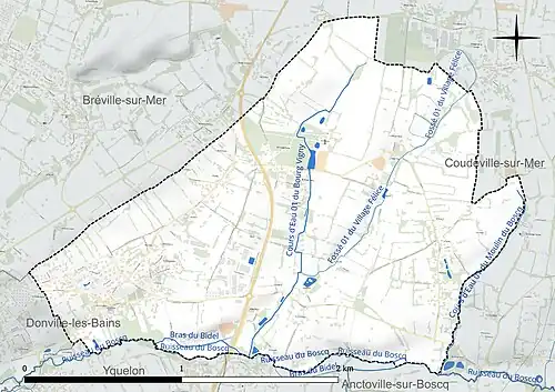 Carte en couleur présentant le réseau hydrographique de la commune