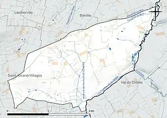 Carte en couleur présentant le réseau hydrographique de la commune