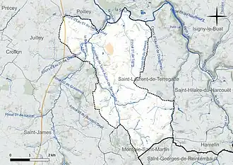 Carte en couleur présentant le réseau hydrographique de la commune