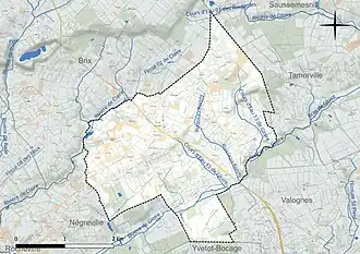 Carte en couleur présentant le réseau hydrographique de la commune