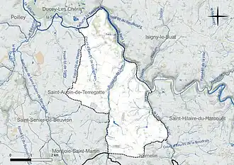 Carte en couleur présentant le réseau hydrographique de la commune