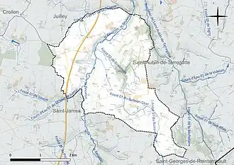 Carte en couleur présentant le réseau hydrographique de la commune