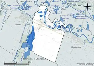 Carte en couleur présentant le réseau hydrographique de la commune