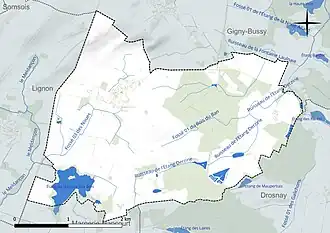 Carte en couleur présentant le réseau hydrographique de la commune