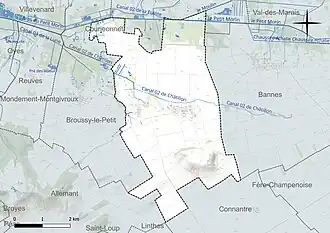 Carte en couleur présentant le réseau hydrographique de la commune