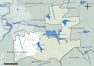 Carte en couleur présentant le réseau hydrographique de la commune