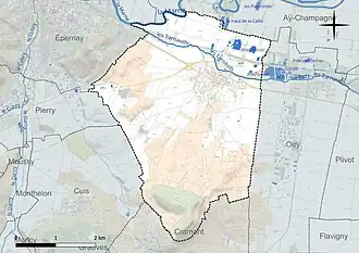 Carte en couleur présentant le réseau hydrographique de la commune