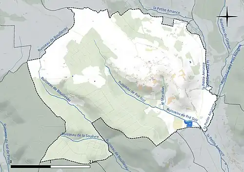 Carte en couleur présentant le réseau hydrographique de la commune