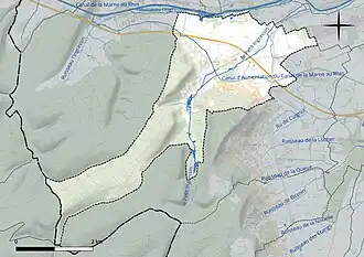 Carte en couleur présentant le réseau hydrographique de la commune