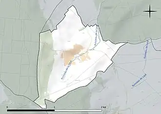 Carte en couleur présentant le réseau hydrographique de la commune
