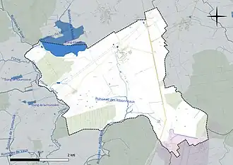Carte en couleur présentant le réseau hydrographique de la commune