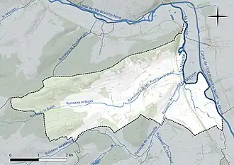Carte en couleur présentant le réseau hydrographique de la commune