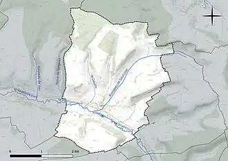 Carte en couleur présentant le réseau hydrographique de la commune