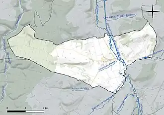 Carte en couleur présentant le réseau hydrographique de la commune