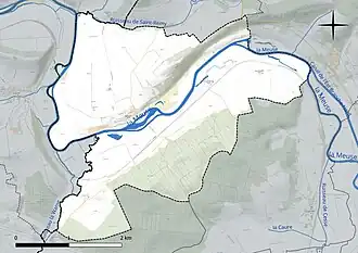 Carte en couleur présentant le réseau hydrographique de la commune
