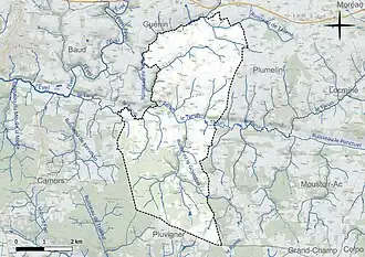 Carte en couleur présentant le réseau hydrographique de la commune