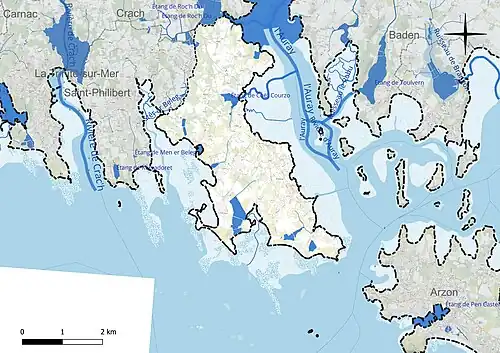 Carte en couleur présentant le réseau hydrographique de la commune