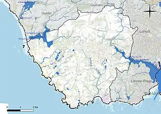 Carte en couleur présentant le réseau hydrographique de la commune