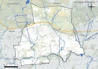 Carte en couleur présentant le réseau hydrographique de la commune