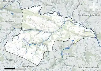 Carte en couleur présentant le réseau hydrographique de la commune