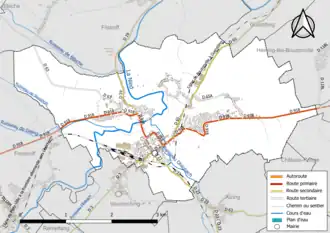 Carte en couleur présentant le réseau hydrographique de la commune