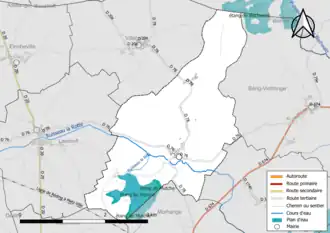 Carte en couleur présentant le réseau hydrographique de la commune