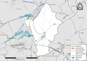 Carte en couleur présentant le réseau hydrographique de la commune