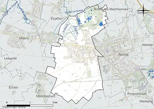 Carte en couleur présentant le réseau hydrographique de la commune