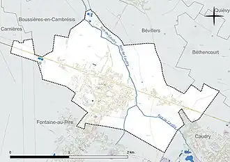 Carte en couleur présentant le réseau hydrographique de la commune