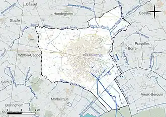Carte en couleur présentant le réseau hydrographique de la commune