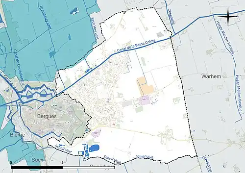 Carte en couleur présentant le réseau hydrographique de la commune