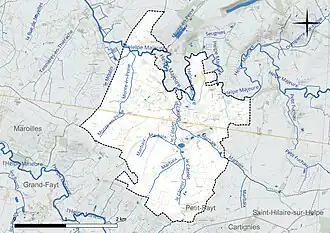 Carte en couleur présentant le réseau hydrographique de la commune