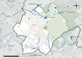 Carte en couleur présentant le réseau hydrographique de la commune