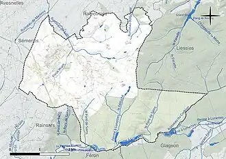 Carte en couleur présentant le réseau hydrographique de la commune