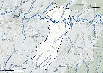 Carte en couleur présentant le réseau hydrographique de la commune