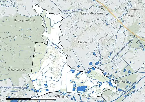 Carte en couleur présentant le réseau hydrographique de la commune
