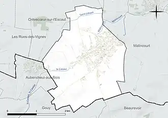 Carte en couleur présentant le réseau hydrographique de la commune