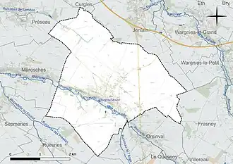Carte en couleur présentant le réseau hydrographique de la commune