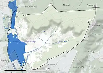 Carte en couleur présentant le réseau hydrographique de la commune