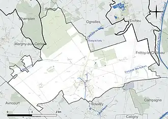 Carte en couleur présentant le réseau hydrographique de la commune