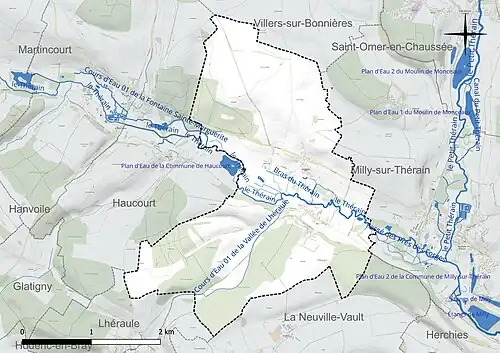 Carte en couleur présentant le réseau hydrographique de la commune