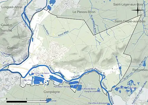 Carte en couleur présentant le réseau hydrographique de la commune