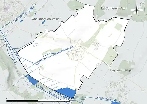 Carte en couleur présentant le réseau hydrographique de la commune