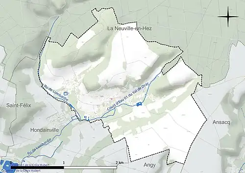 Carte en couleur présentant le réseau hydrographique de la commune