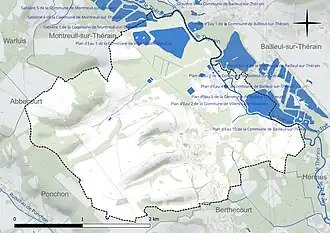 Carte en couleur présentant le réseau hydrographique de la commune