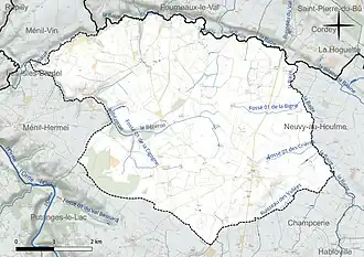Carte en couleur présentant le réseau hydrographique de la commune