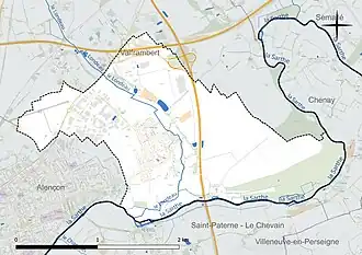 Carte en couleur présentant le réseau hydrographique de la commune