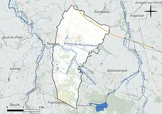 Carte en couleur présentant le réseau hydrographique de la commune